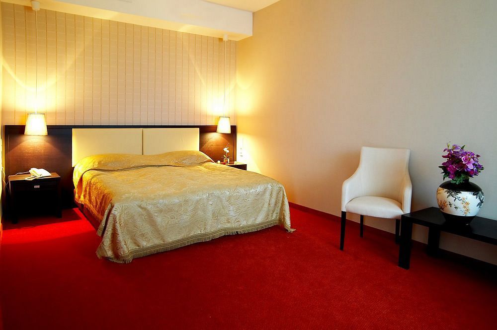 Promenada Отель 4*
