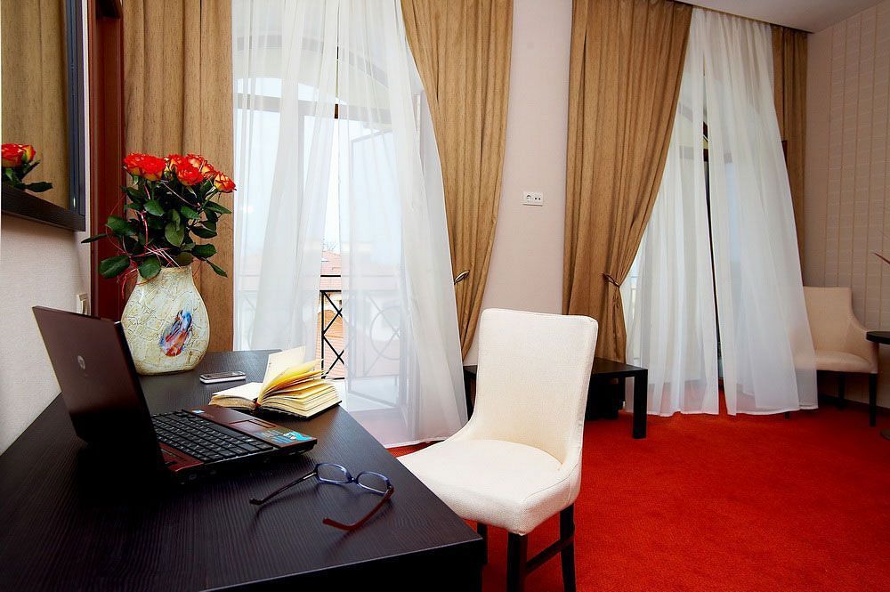 Promenada Отель 4*